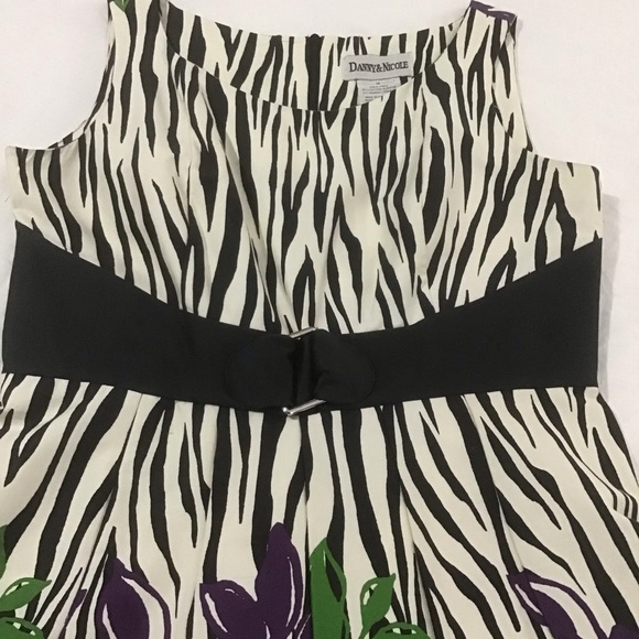 Danny & Nicole Green Purple Cream Black Floral Fit & Flare Dress w/Waist Detail - Picture 5 of 11